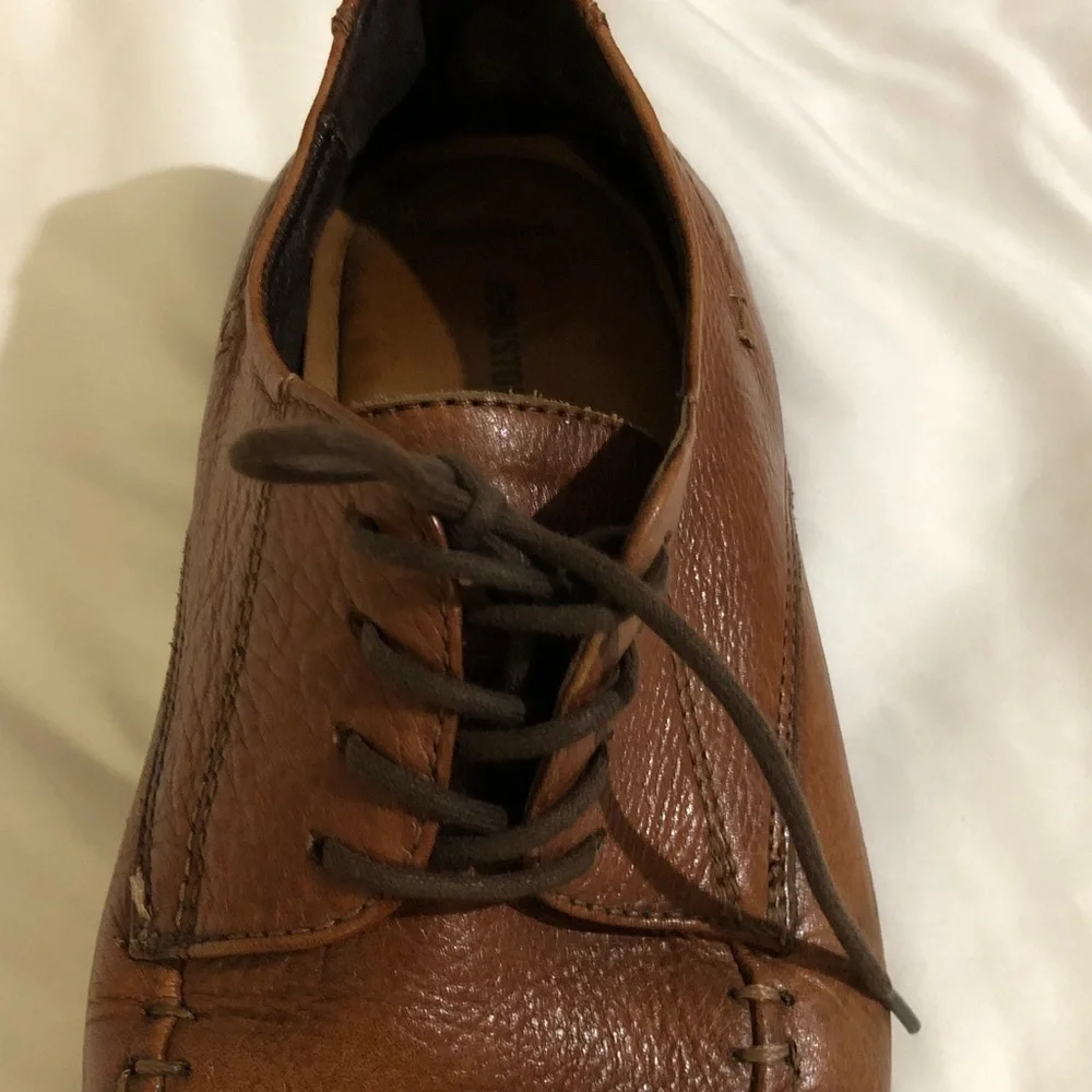 Johnston & Murphy Cognac Brown sheepskin Lace-Up 9M